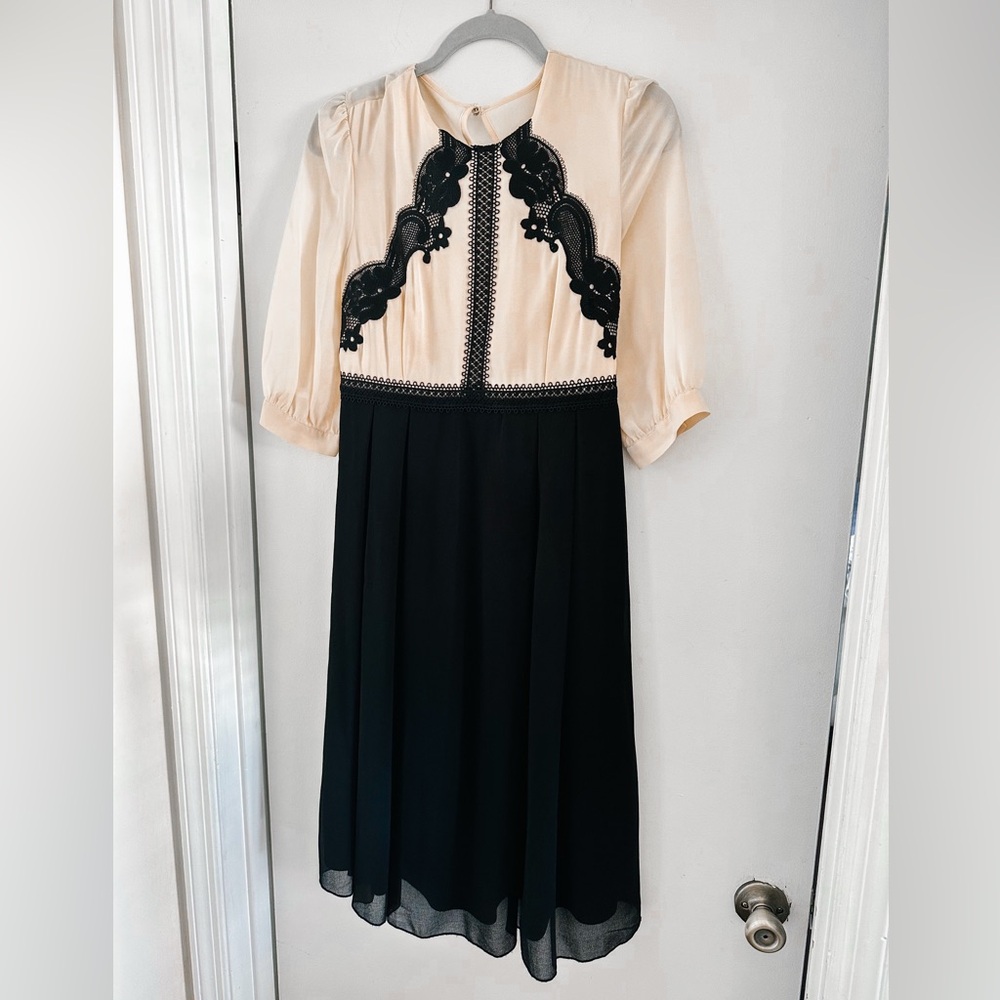 Little Mistress Maternity contrast lace detail skater dress, size 8